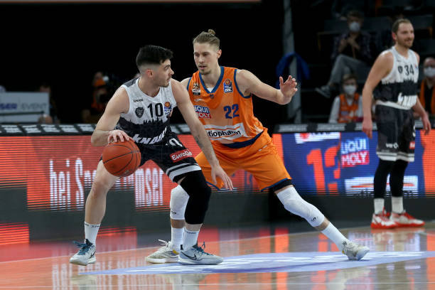 所指出的 所指出的